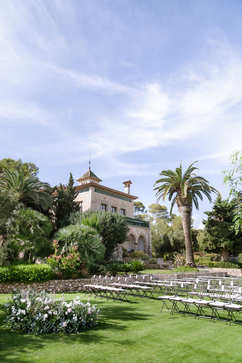 Wedding ceremony at Xalet del Nin, Sitges